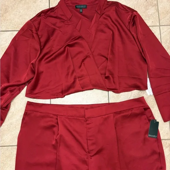 ELOQUII 2-PIECE CRANBERRY PANTS SUIT 24/26 - Picture 2 of 8